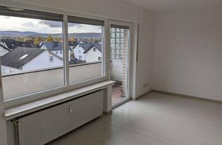 Sozialwohnungen mieten in Beethovenstr. 12, 32839 Steinheim, Helles Apartment mit Balkon und Blick ins grüne !!NUR MIT WBS!!