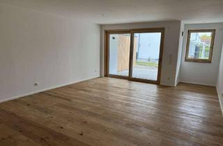 Wohnung mieten in Happinger Straße 66, 83026 Happing, Wohnen im Neubau - Komfortable 3-Zimmer-Wohnung im Erdgeschoss mit Terrasse