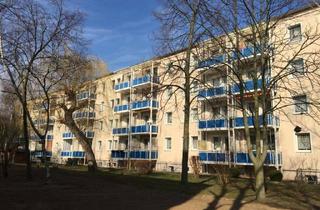 Wohnung mieten in Schladebacher Str. 45, 06231 Bad Dürrenberg, Altersgerechte Wohnung im Erdgeschoß mit großem Balkon und Dusche!