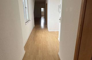 Wohnung mieten in Mittelstr. 22, 58285 Gevelsberg, Zentral gelegene 5-Zimmer-Wohnung , WG-geeignet