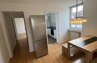 Wohnung mieten in Hanselmannstrasse 37, 80809 Milbertshofen-Am Hart, Helles Zimmer in 4er-WG – Nähe OlyPark und BMW