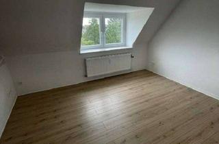 Wohnung mieten in Elchstraße 22, 24782 Büdelsdorf, Charmante Dachgeschosswohnung - Frei ab dem 15.11.2025