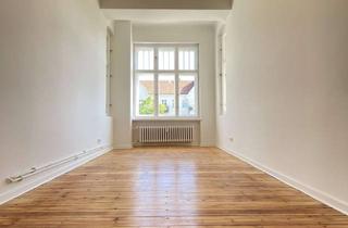 Wohnung mieten in Sonnenallee 208, 12059 Neukölln, Schöne 2 Zimmerwohnung mit Einbauküche und 2 Balkonen zu vermieten