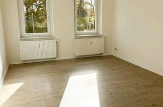Wohnung mieten in Äußere Stollberger Str. 49, 09376 Oelsnitz, Gemütliche 2- Zimmer Wohnung- Hochparterre- mit Balkon