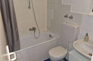 Wohnung mieten in 40667 Meerbusch, Modernisierte 3-Raum-Wohnung mit Balkon und Einbauküche in Meerbusch