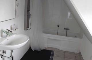 Wohnung mieten in Römerstraße 15, 67701 Schallodenbach, Modernisierte 3-Zimmer-Wohnung mit Balkon und Einbauküche in Schallodenbach