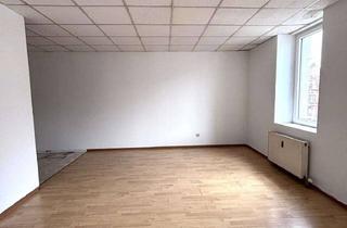 Wohnung mieten in Blumenstraße 1/, 66953 Pirmasens, Helle 2-Zimmer-Wohnung im 1. OG in Pirmasens-Stadtmitte