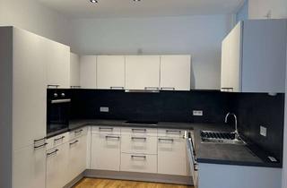 Wohnung mieten in 95028 Innenstadt, 120qm Kernanierte Altbau-Wohnung im Herzen von Hof