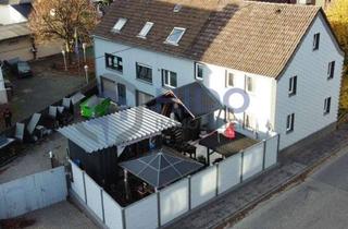 Doppelhaushälfte kaufen in 56424 Staudt, Familienhaus mit Kamin, 2 Garagen & Ausbaupotenzial