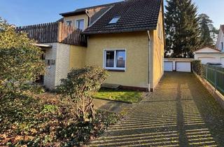 Einfamilienhaus kaufen in 31535 Neustadt, Großzügiges Einfamilienhaus mit Balkon in Poggenhagen