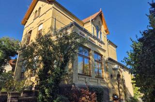 Villa kaufen in 06766 Bitterfeld-Wolfen, Stadtvilla - ein Juwel mit Charakter!!!