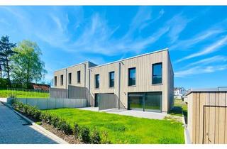 Haus kaufen in 73479 Ellwangen, Modernes Wohnen mit Haus-Charakter 4,5 Zi. – 115 m² Wfl. Südterrasse- Gartenanteil