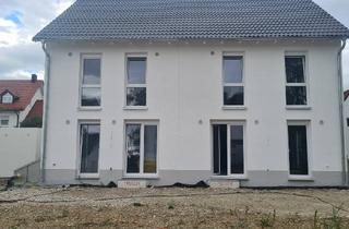 Doppelhaushälfte kaufen in 82216 Maisach, Bezugsfertig! Moderne Doppelhaushälfte mit großem Garten in Maisach