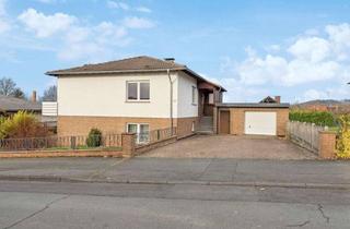 Haus kaufen in 34466 Wolfhagen, Zweifamilienhaus in bester Lage von Wolfhagen