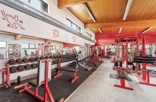 Gewerbeimmobilie kaufen in 75031 Eppingen, Attraktive Gewerbehalle mit Fitnessstudio - vielseitige Nutzungsmöglichkeiten