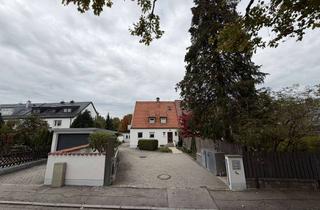 Gewerbeimmobilie kaufen in 82166 Gräfelfing, DREIFAMILIENHAUS IN GRÄFELFING - mit Lagerhalle, Garage und Ausbaupotenzial