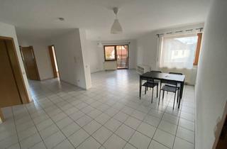 Wohnung mieten in Karl-Hald-Str., 72213 Altensteig, Sehr schöne, helle 4,5 Zimmer Whg. mit Balkon und Stellplatz in Altensteig Überberg