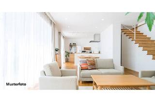 Wohnung kaufen in 79261 Gutach, Großzügige Maisonettewohnung mit Balkon und Loggia - provisionsfrei