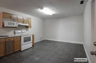 Wohnung kaufen in 66386 St. Ingbert, 2-Zimmer-Wohnung nebst TG-Stellplatz