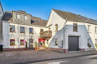 Haus kaufen in 54497 Morbach, Wohnhaus mit schönem, vermietetem Ladenlokal in Morbach, ideal für Kapitalanlage oder Eigennutzung!