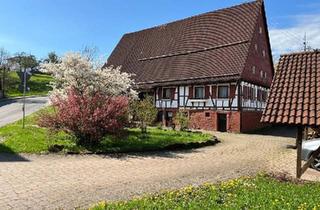 Bauernhaus kaufen in 72178 Waldachtal, Waldachtal - Bauernhaus mit großem Grundstück, Reitplatz und Pferdeboxen