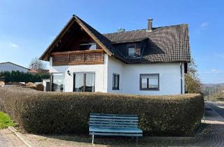 Haus kaufen in 34613 Schwalmstadt, Schwalmstadt - Lage-Juwel: Zweifamilienhaus mit unverbautem Weitblick