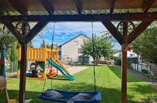 Haus kaufen in 85077 Manching, Manching - Zweifamilienhaus