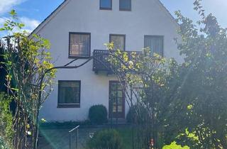 Einfamilienhaus kaufen in 32825 Blomberg, Blomberg - Vielseitiges Wohnhaus mit Garten und Bachlauf in ruhiger Lage