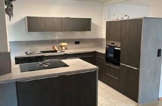 Wohnung kaufen in 94036 Passau, Passau - Schöne, lichtdurchflutete 2-Zimmer Dachgeschosswohnung