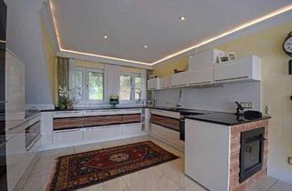 Wohnung kaufen in 97896 Freudenberg, Freudenberg - Exklusive Eigentumswohnung mit Weitblick inklusive Möbel
