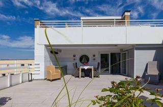 Wohnung kaufen in 27476 Cuxhaven, 2 Zimmer Wohnung mit großer Dachterrasse direkt am Wernerwald 300m zum Strand