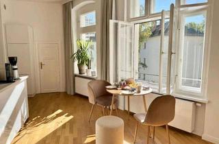 Wohnung kaufen in 12169 Steglitz, Historischer Charme trifft modernen Wohnkomfort stilvolle 3-Zimmer-Wohnung