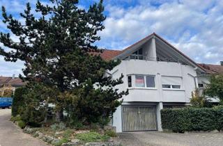 Wohnung kaufen in Im Bannholzring 41, 71287 Weissach, Wohnung und Einliegerwohnung, 2 Garagenplätzen und sehr viel Stauraum