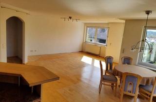 Wohnung kaufen in Im Bannholzring 41, 71287 Weissach, Außergewöhnliche Wohnung inklusive Einliegerwohnung für Eltern, Kind,....