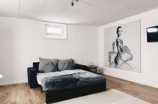 Wohnung mieten in Rappenwörtstraße, 76189 Daxlanden, Exklusive, modernisierte 1-Zimmer-Souterrain-Wohnung mit EBK in Karlsruhe