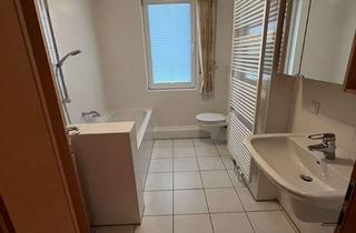 Wohnung mieten in Friedrichstraße 20, 61476 Kronberg, Renovierungsbedürftige 3-Zimmer Wohnung mit Balkon in Kronberg im Taunus