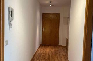 Wohnung mieten in 71083 Herrenberg, Helle 3-Zimmer Wohnung mit Terrasse in Herrenberg-Kuppingen