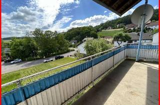 Wohnung mieten in 74743 Seckach, Schöne 3,5-Zimmer-Wohnung mit Balkon und Stellplatz in ruhiger Lage