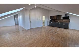 Wohnung mieten in Kietzer Straße 12, 12555 Köpenick, Erstbezug - Attraktive 2-Zimmer Dachgeschosswohnung in Alt-Köpenick