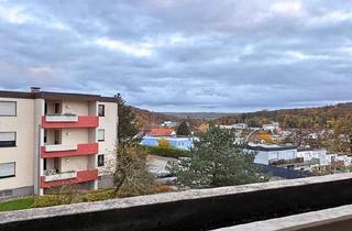 Wohnung mieten in Graf-Stauffenberg-Straße 43, 66121 Saarbrücken, Gepflegte 2-ZKB-Wohnung mit Balkon & Außenstellplatz