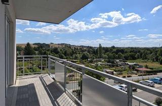 Wohnung mieten in 08459 Neukirchen, Großzügige, barrierearme Wohnung mit Balkon, Aufzug und betreutes Wohnen möglich