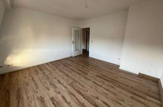 Wohnung mieten in 95030 Innenstadt, Sofort bezugsfrei: Großzügig geschnittene 4-Zimmer-Wohnung (ca. 99 m²)
