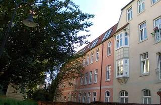 Wohnung mieten in Hans-Löscher-Str. 28, 39108 Stadtfeld Ost, Platz & Chic - 3-Raum-Dachgeschoß-Wohnung mit Balkon in Stadtfeld
