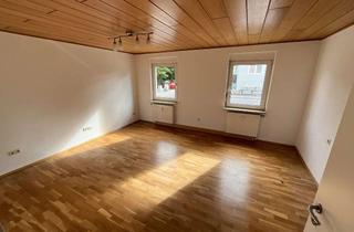 Wohnung mieten in 72379 Hechingen, Gepflegte 3-Zi.-Wohnung mit EBK, Carport und großer Terrasse