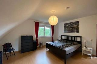 Wohnung mieten in Vorsselsweg, 47506 Neukirchen-Vluyn, 2ZKDB im Grünen - Garage / Garten / Haustiere / Dachgeschoß