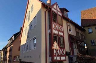 Wohnung mieten in Marktstr., 71111 Waldenbuch, 2- Zimmerwohnung im Zentrum von Waldenbuch mit Kaminofen