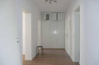 Wohnung mieten in 40231 Lierenfeld, Helle 3-Zimmer Wohnung mit EBK und Balkon in Düsseldorf-Lierenfeld