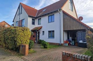 Wohnung mieten in Am Meerbusch, 38110 Bienrode, Geräumige 9-Zimmer Wohnung (Doppelhaushälfte) mit Terrasse und Garten in Braunschweig