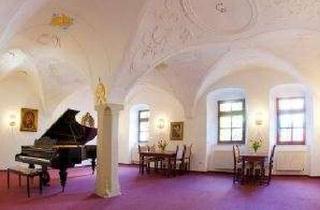 Gewerbeimmobilie kaufen in 01809 Dohna, Repräsentatives Anwesen mit Entwicklungspotenzial