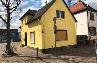 Einfamilienhaus kaufen in 67258 Heßheim, Sanierter Wohntraum – vermietetes Einfamilienhaus mit Dachterrasse in Heßheim